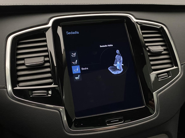 Volvo XC90 B5 AWD INSCRIPTION REZERVACE