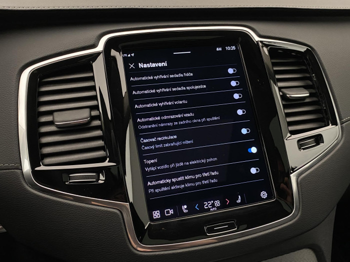 Volvo XC90 T8 AWD RECHARGE PLUS DARK AUT