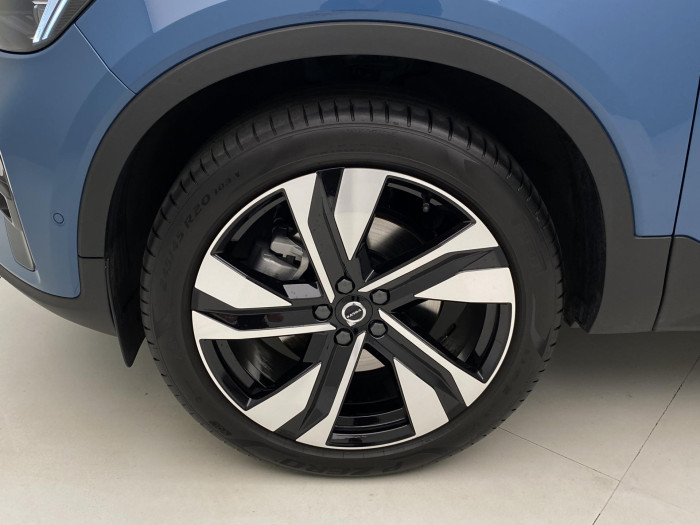 Volvo XC40 B3 DARK ULTRA AUT CZ