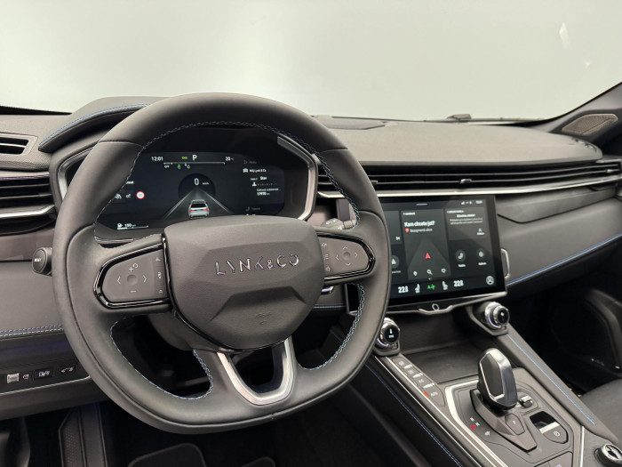 Lynk & Co 01 PHEV DCT AUT REZERVACE