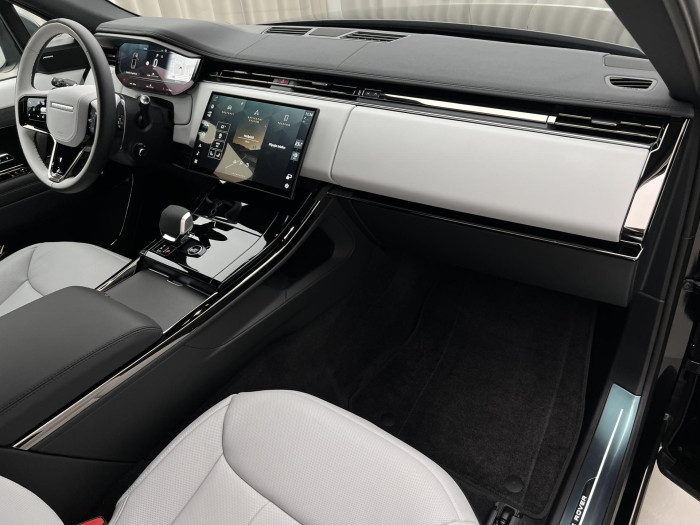 Land Rover Range Rover Sport D300 DYNAMIC SE AWD Aut 3.0 d Dynamic SE