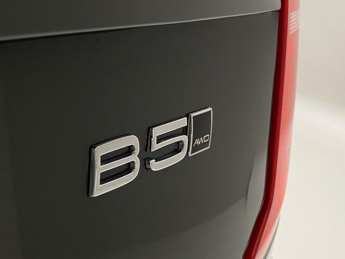Volvo XC90 B5 AWD INSCRIPTION REZERVACE