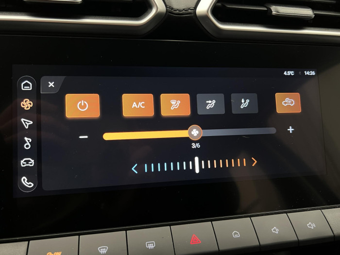 MG ZS 1.5 EXCITE CZ 1.maj.