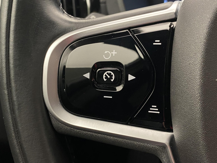 Volvo XC60 D4 AWD INSCRIPTION AUT CZ 2.0 d