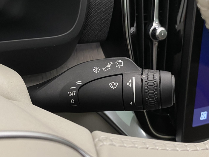 Volvo XC90 T8 AWD RECHARGE DARK ULTRA 7m