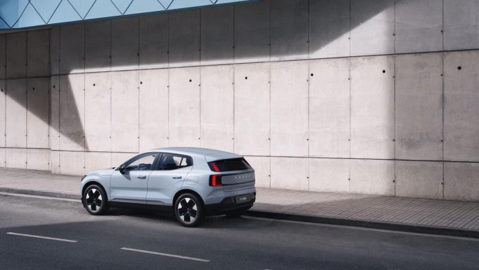 Volvo EX30 PURE ELECTRIC EXTENDED CORE