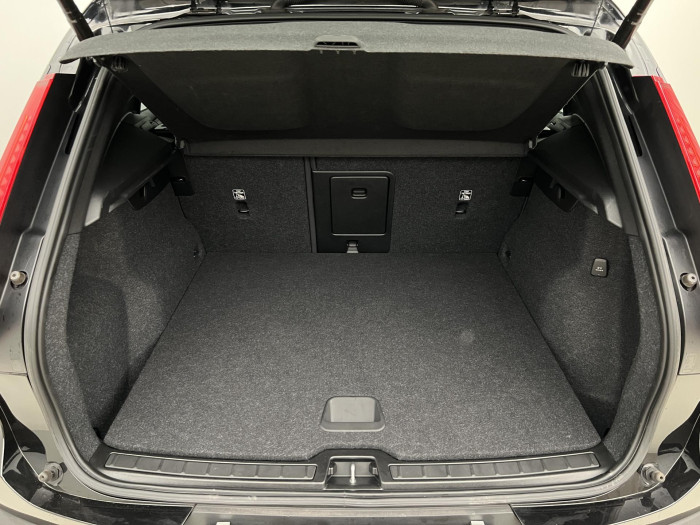 Volvo XC40 T3 MOMENTUM 1.maj. 1.5 Momentum