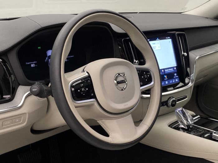 Volvo V60 T8 AWD PLUG-IN BRIGHT ULTRA CZ