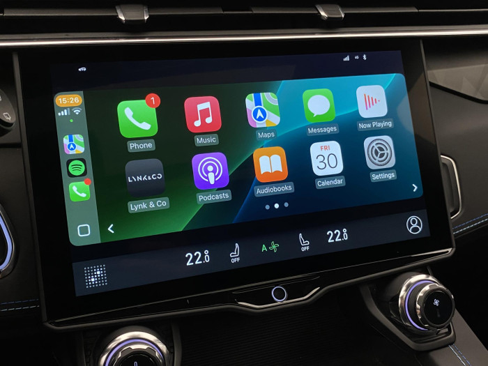 Lynk & Co 01 PHEV DCT AUT 1.maj