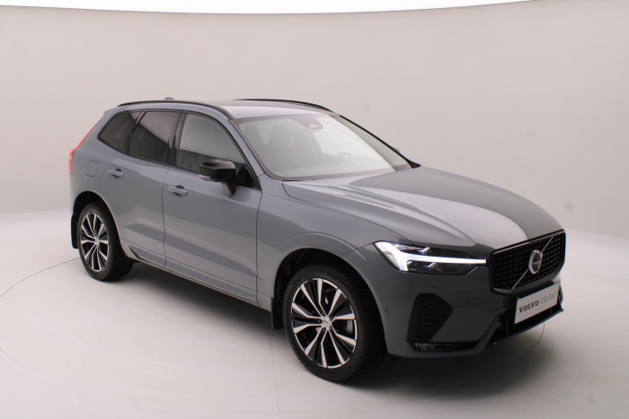 Volvo XC60 B4 AWD DARK PLUS AUT