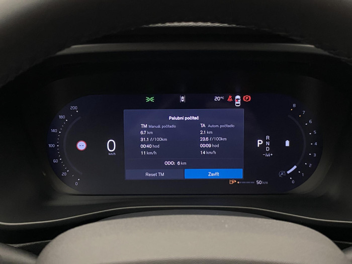 Volvo XC40 B3 AUT DARK PLUS