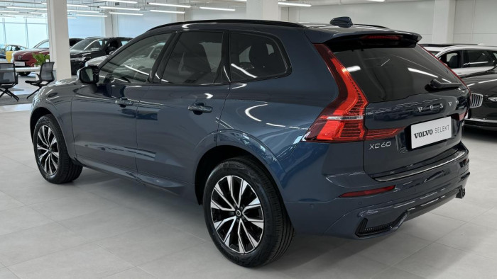 Volvo XC60 B4 AWD DARK PLUS REZERVACE 2.0 Plus