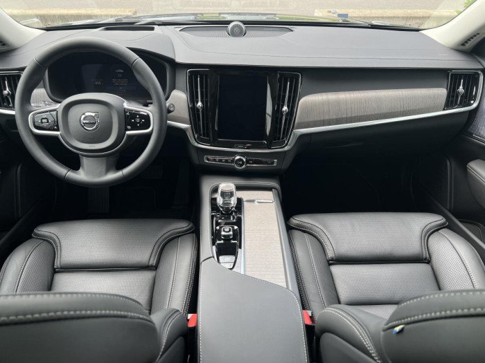Volvo V90 B5 DARK ULTIMATE Aut 1.maj.