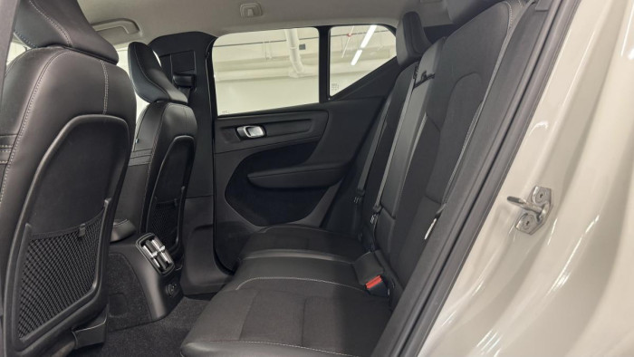 Volvo XC40 T5 TWIN ENGINE REZERVACE