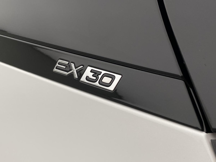 Volvo EX30 PURE ELECTRIC SINGLE PLUS RWD Plus