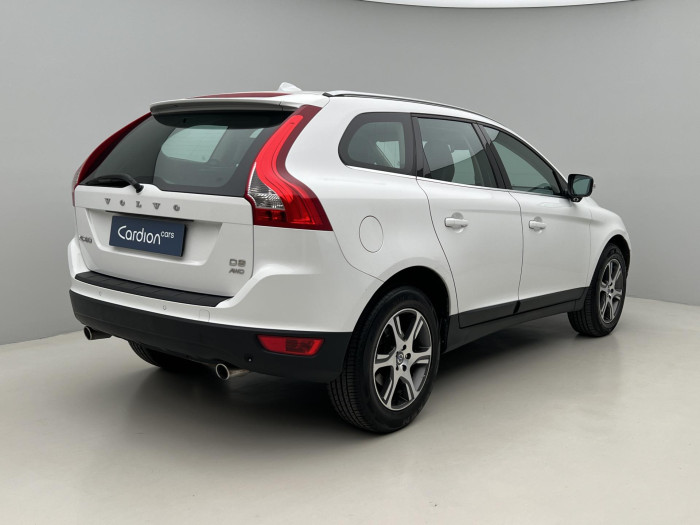 Volvo XC60 D3 AWD SUMMUM AUT CZ 2.4 d Summum