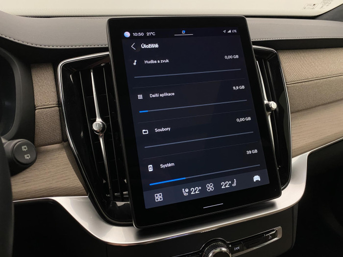 Volvo XC90 T8 AWD RECHARGE DARK ULTRA 7