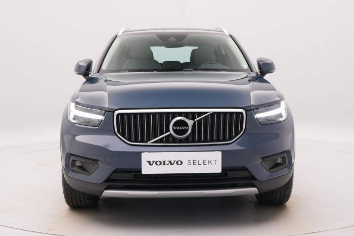 Volvo XC40 T4 AWD INSCRIPTION REZERVACE