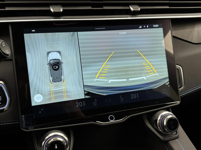 Lynk & Co 01 PHEV DCT REZERVACE