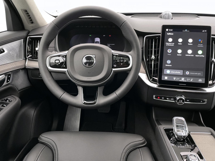 Volvo XC90 T8 AWD RECHARGE DARK ULTRA