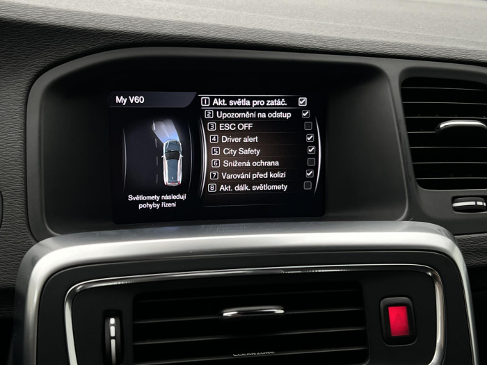 Volvo V60 CC D4 AWD SUMMUM AUT 2.4 d CC CC Summum