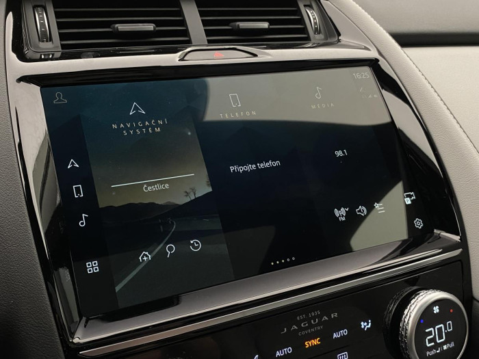 Jaguar E-Pace P250 R-DYNAMIC SE AWD AUT 2.0 Dynamic SE