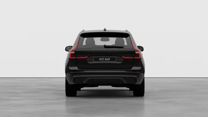 Volvo XC60 B5 AWD AUT PLUS BLACK EDITION