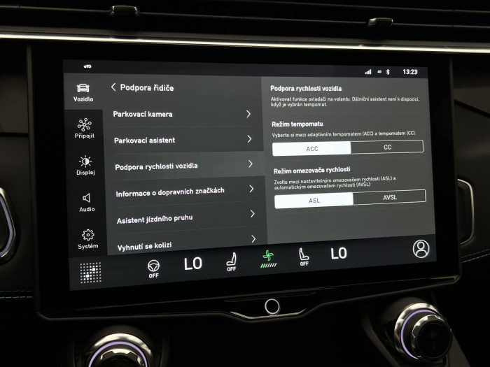 Lynk & Co 01 PHEV DCT AUT 1.maj.