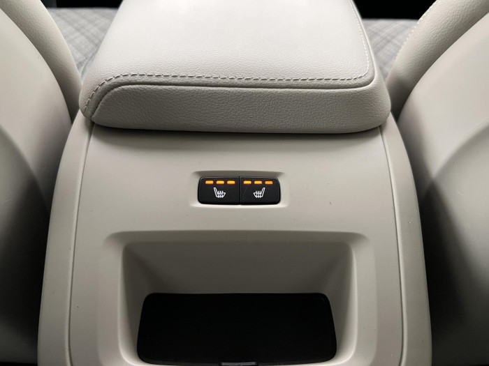 Volvo V60 CC D4 AWD AUT CZ 2.0 d CC CC