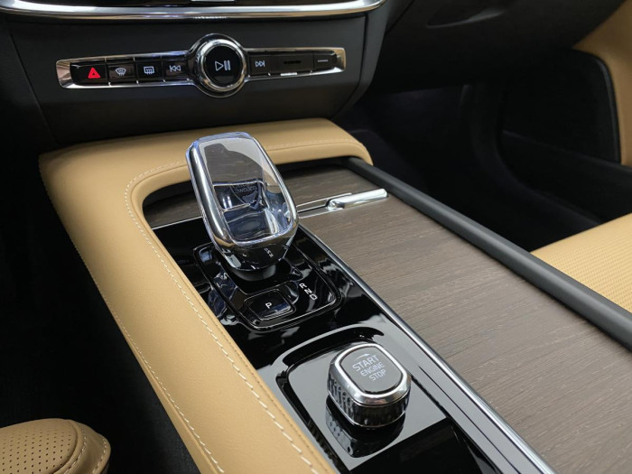 Volvo V90 B4 AWD AUT CROSS COUNTRY PLUS 2.0 Plus