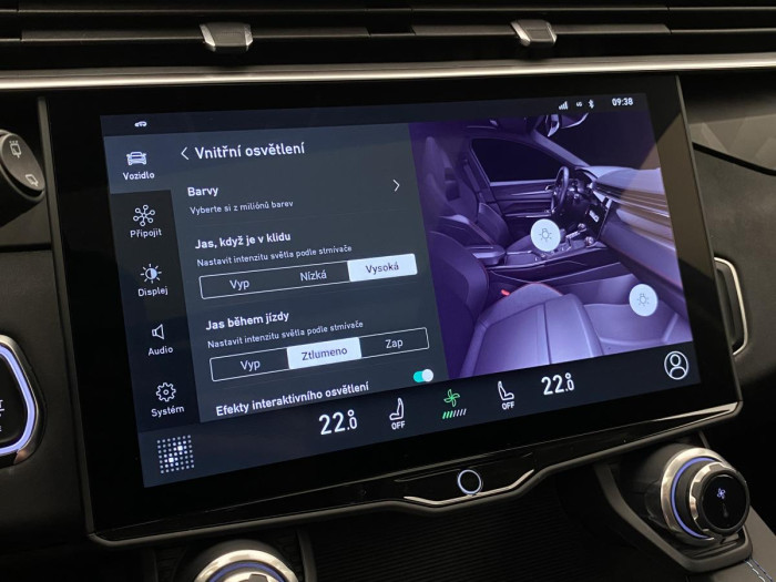 Lynk & Co 01 PHEV DCT AUT 1.maj