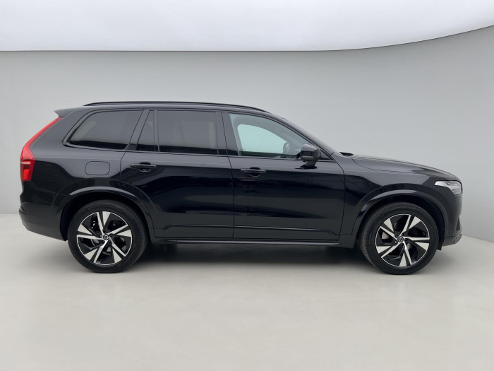 Volvo XC90 B5 AWD R-DESGIN 7MÍSTNÁ AUT CZ