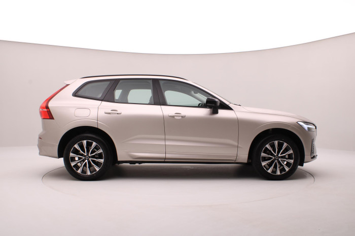 Volvo XC60 B5 AWD DARK PLUS AUT CZ