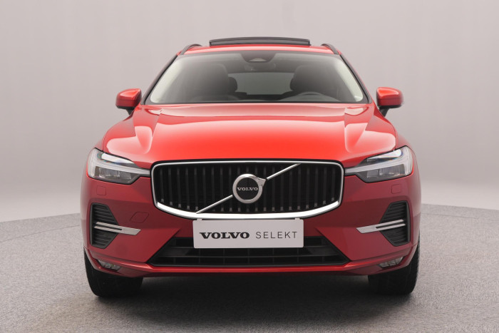 Volvo XC60 B4 AWD MOMENTUM PRO CZ 2.0 Momentum