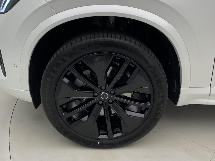 Volvo XC90 B5 AWD BLACK EDITION PLUS 7