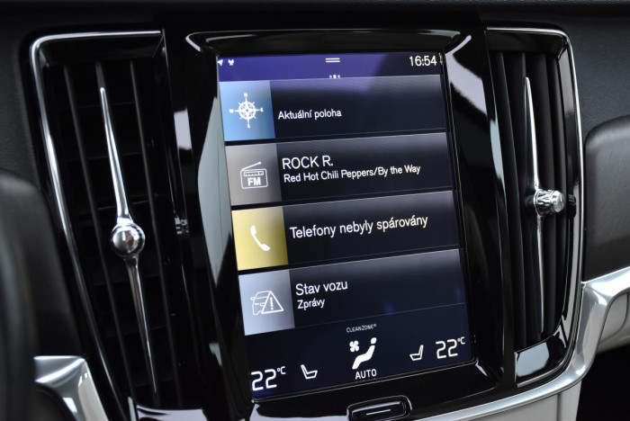 Volvo V90 CC D5 AWD PRO AUT REZERVACE 2.0 d CC CC