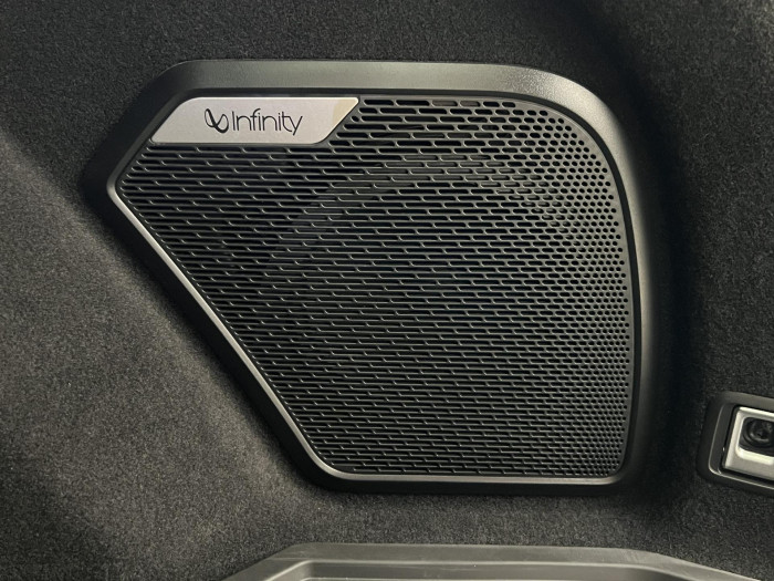 Lynk & Co 01 PHEV DCT AUT 1.maj.