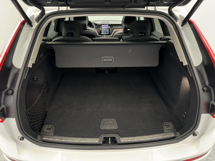 Volvo XC60 T8 AWD RECHARGE BRIGHT PLUS