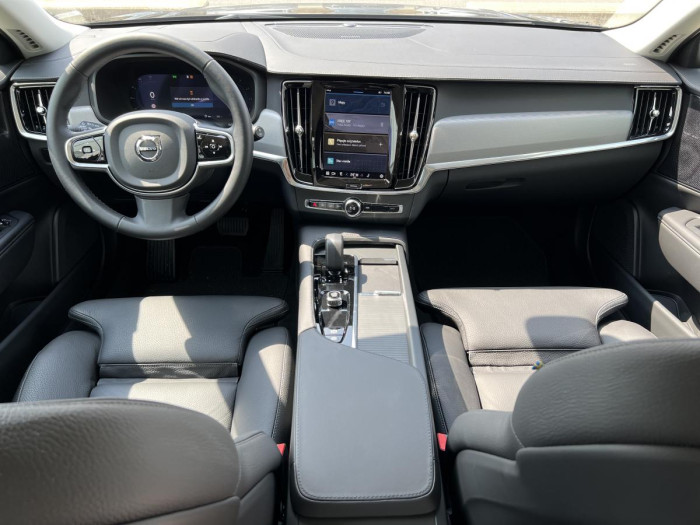 Volvo V90 CC B4 AWD PLUS Aut