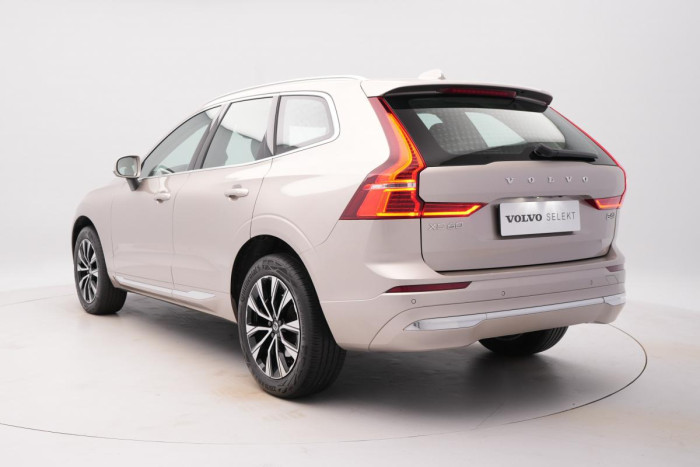 Volvo XC60 B4 AWD PLUS BRIGHT AUT CZ