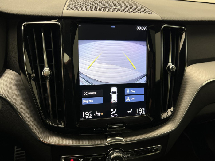 Volvo XC60 T4 R-DESIGN AUT