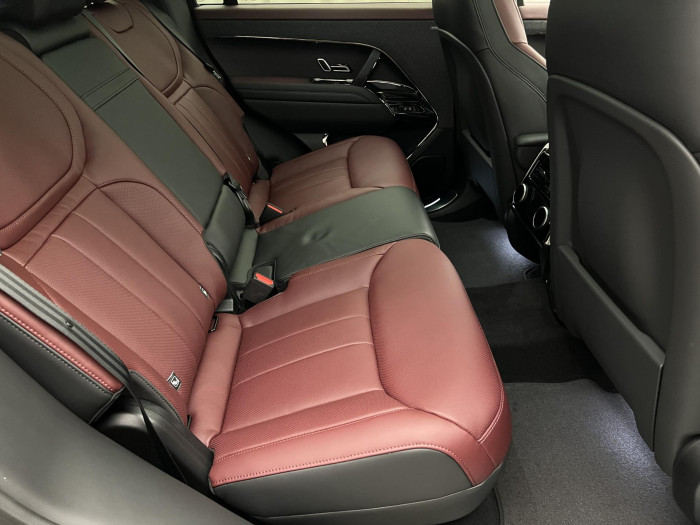 Land Rover Range Rover Sport D300 DYNAMIC HSE AWD Aut 3.0 d Dynamic