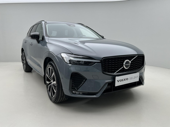 Volvo XC60 B4 AWD PLUS DARK AUT 1.maj.