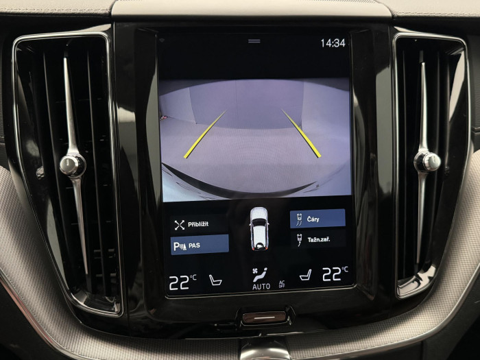 Volvo XC60 T5 AWD INSCRIPTION AUT CZ