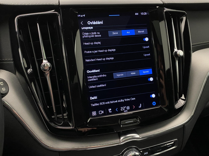 Volvo XC60 B5 AWD R-DESIGN AUT