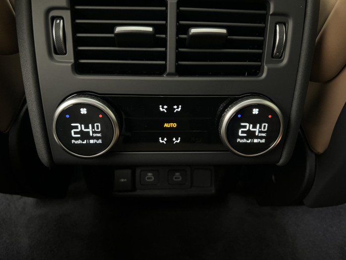 Land Rover Discovery D350 DYNAMIC HSE AWD Aut 3.0 d Dynamic