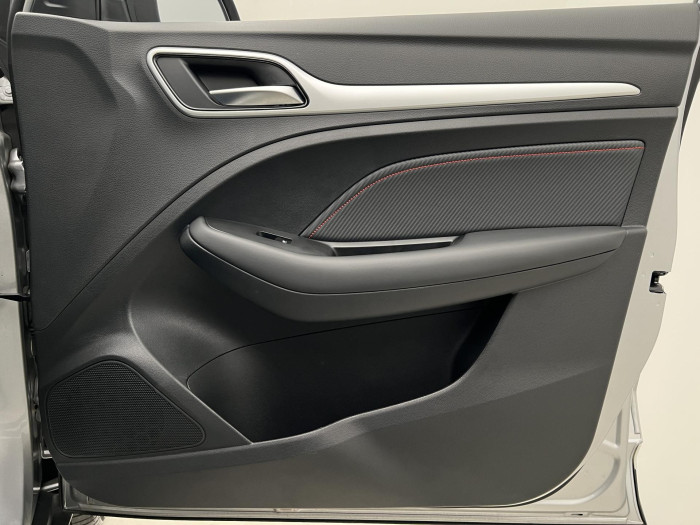 MG ZS 1.0T EXCLUSIVE AUT CZ 1.0 Exclusive