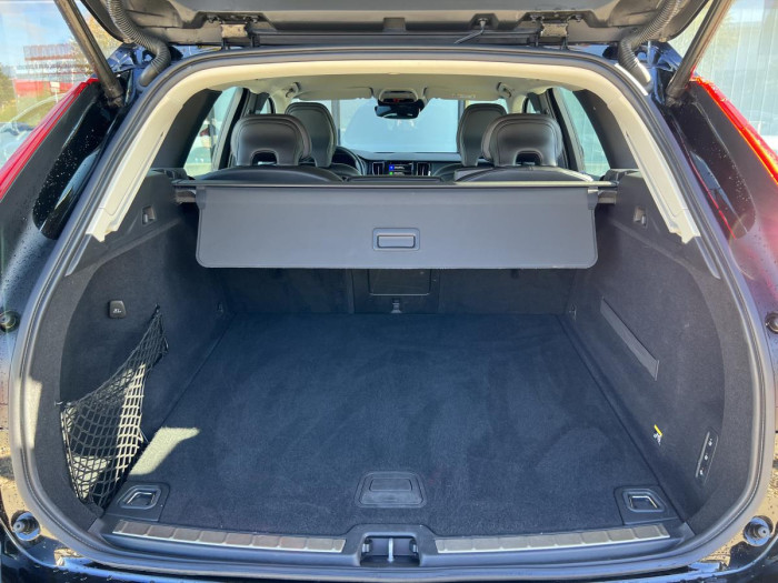 Volvo XC60 D4 AWD MOMENTUM Aut 1.maj. 2.0 d Momentum