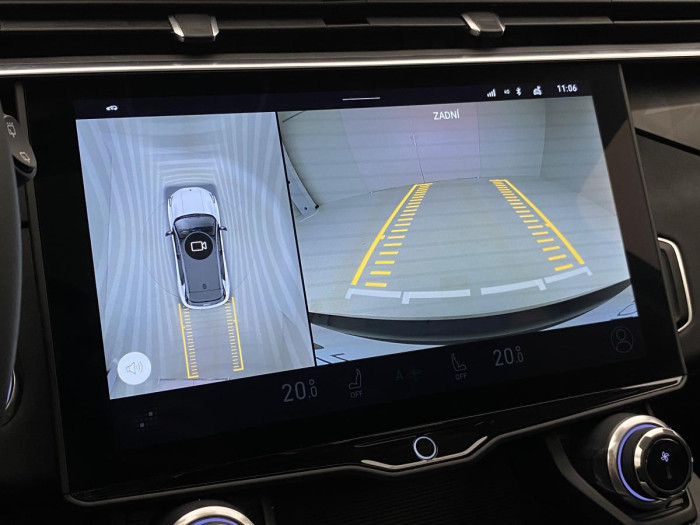 Lynk & Co 01 PHEV DCT AUT 1.maj. REZERVACE