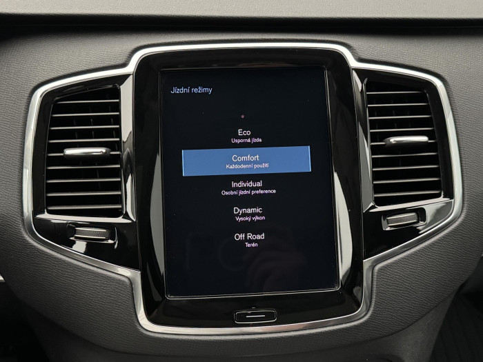 Volvo XC90 B5 AWD BRIGHT ULTRA AUT CZ 7M